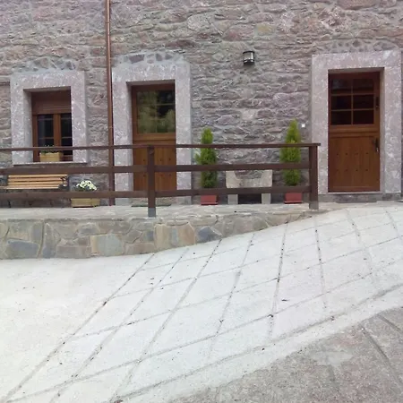 아파트 Charming Studio With Terrace And Mountain View In La Riera 40 M² La Riera (Narcea, Asturias)